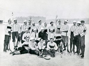 IJshockeyteam in Sint-Petersburg, 1900s